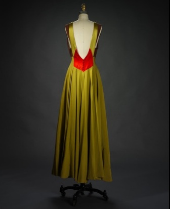 gown
